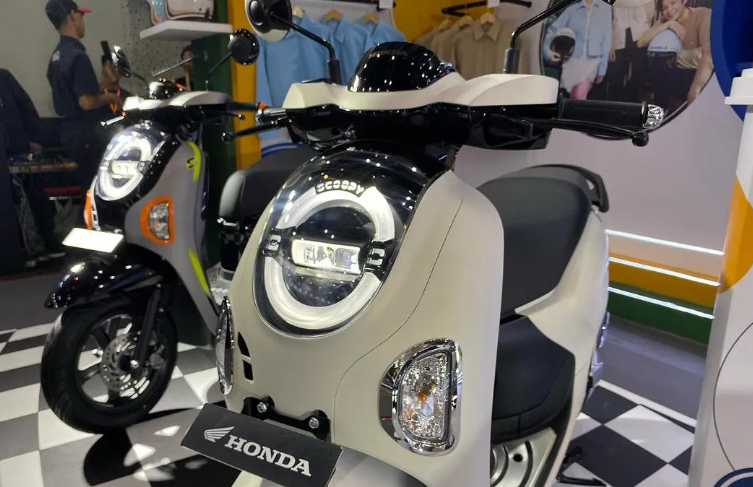 Honda Scoopy 2025 Motor Stylish dengan Angsuran Receh, Cek Simulasi Selengkapnya