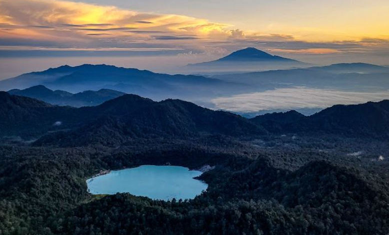 Mitos di Gunung Sagara yang Ceritanya Dipercaya Masyarakat, Konon Ada Pintu Neraka?