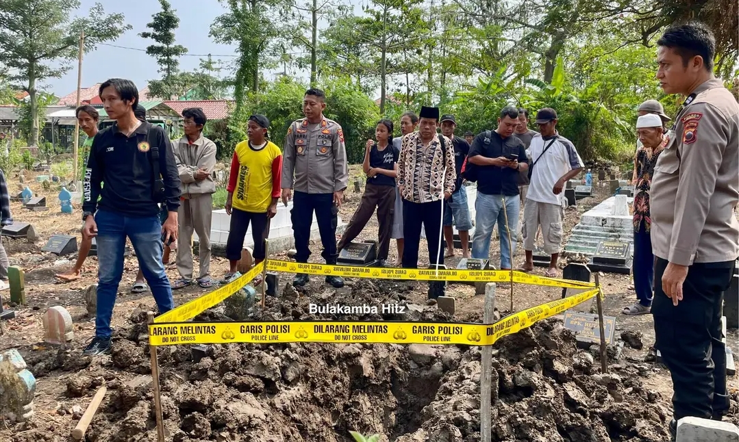 Makam di Brebes Diduga Digali OTK, Informasinya Viral di Jagad Maya