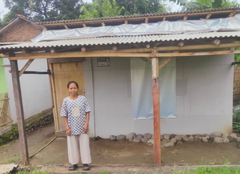 Gendong Anaknya Temui Bupati, Ibu Muda di Brebes Berharap Bantuan