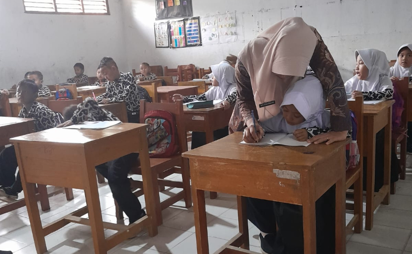 Anak yang Kerap Disekap Ibunya di Brebes, Kini Bisa Masuk Sekolah