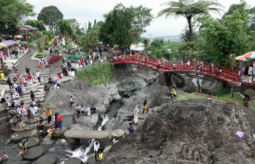 Dari Curug hingga Taman, Ini 5 Tempat Wisata di Purwokerto yang Ramah Kantong