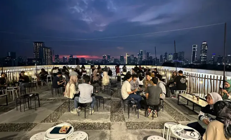 5 Rekomendasi Cafe Pemandangan Kota Semarang, Lihat View Memukau dari Rooftop