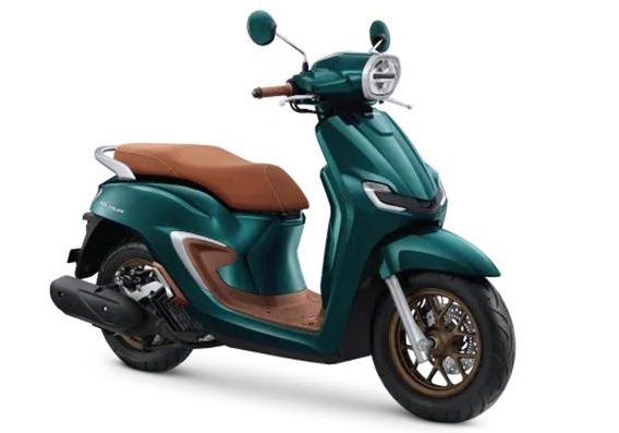 Pilih Mana? Ini Perbedaan Honda Stylo 160 dan Vespa GTS 155 dengan Keunggulan dan Kekurangannya