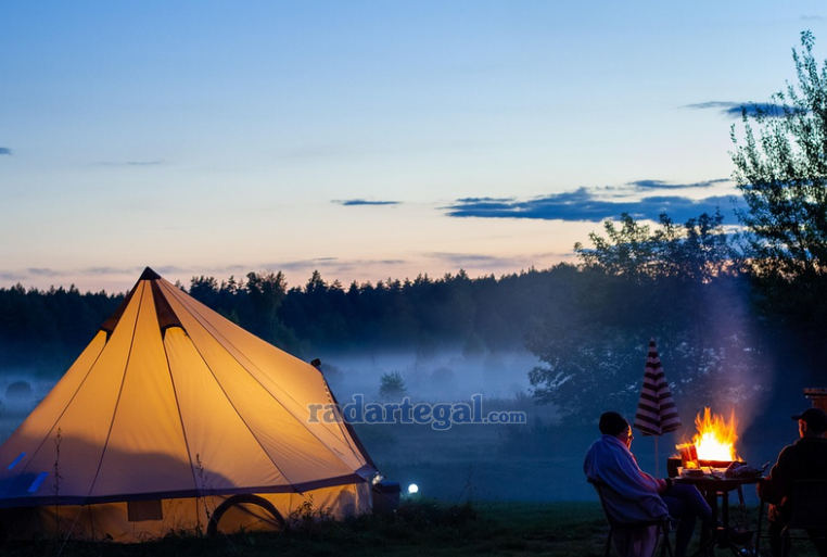 Pengalaman Glamping Mewah di Pemalang dengan Pemandangan Gunung