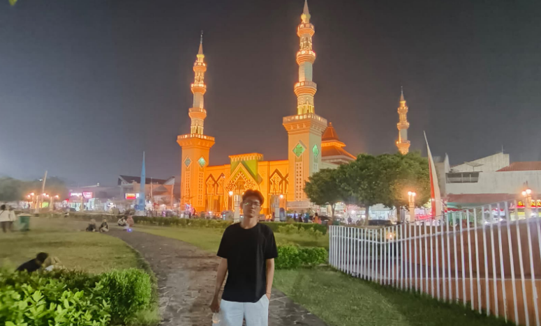 Wisata Hits dari Stasiun Tegal yang Mudah Diakses Berbagai Kendaraan