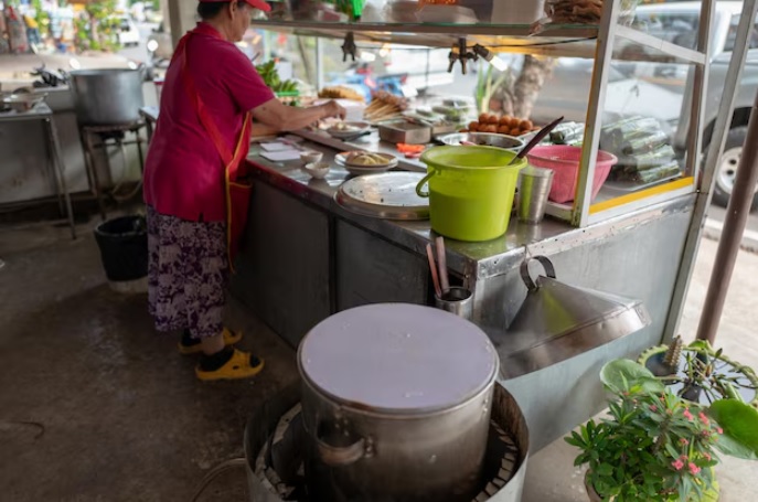 5 Warung Makan Dekat Simpang Lima Semarang Terkenal Enak