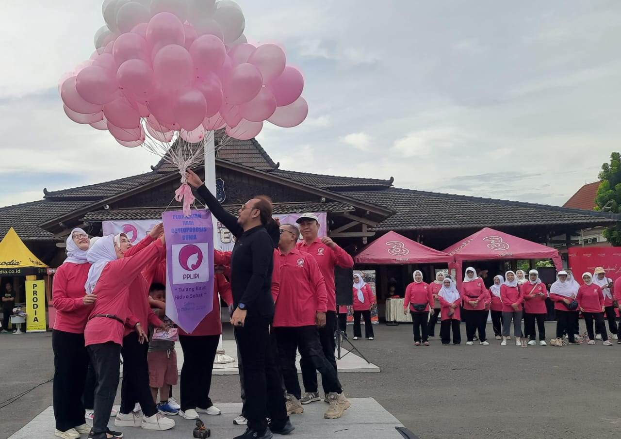 Peringatan Hari Osteoporosis Sedunia Digelar di Tegal, Wali Kota Ingatkan Hal Ini 