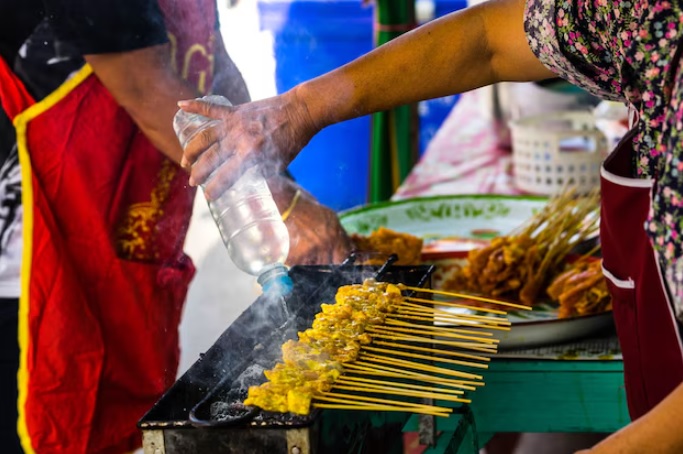 7 Tempat Berburu Jajanan Legendaris Purwokerto yang Terkenal