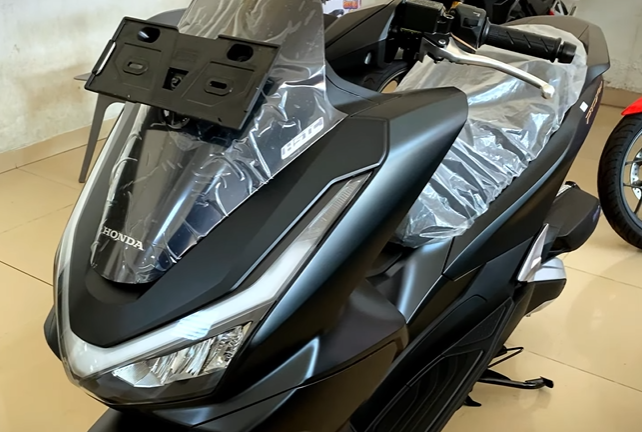 Pembaruan Spesifikasi Honda PCX 160 RoadSync 2025: Mesin, Desain, dan Fitur-fiturnya yang Canggih