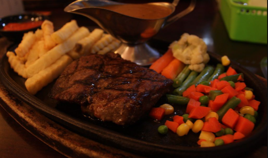 5 Rekomendasi Tempat Makan Steak di Banyumas dan Purwokerto yang Wajib Kamu Datangi!