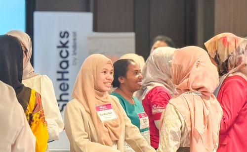 Indosat Kembangkan Potensi Perempuan di Daerah Melalui PaPeDa 