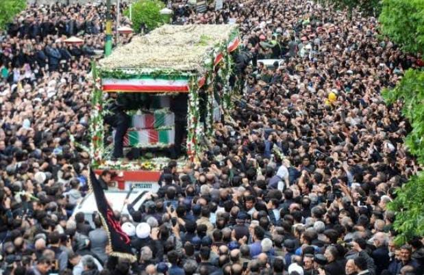 Ribuan Pelayat Memenuhi Jalanan, Puncak Prosesi Pemakaman Presiden Iran Ebrahim Raisi Hari Ini