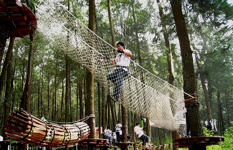 7 Wisata Menantang di Semarang yang Aman untuk Pemula: Seru, Sejuk, dan Penuh Adrenalin