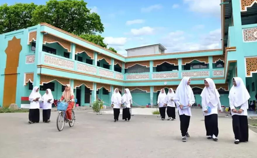 5 Rekomendasi Pondok Pesantren Terbaik di Jawa Tengah, Lengkap dengan Program Unggulan dan Perkiraan Biaya