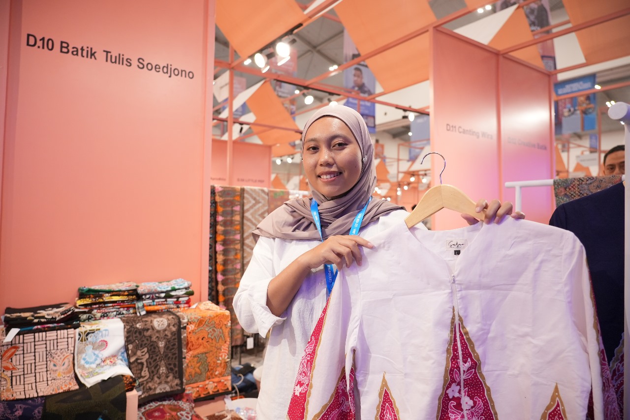 Bawa Warisan Budaya ke Pasar Global, Pengusaha Batik Tulis Ini Dapat Support BRI