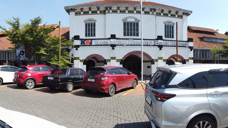 6 Tempat Kulineran Dekat Stasiun Semarang Tawang, Enak dan Legend