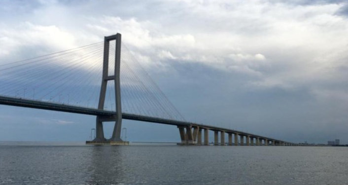 Dulu Sempat Viral! Ini Mitos Jembatan Suramadu yang Masih Dibahas di Sosmed hingga Kini