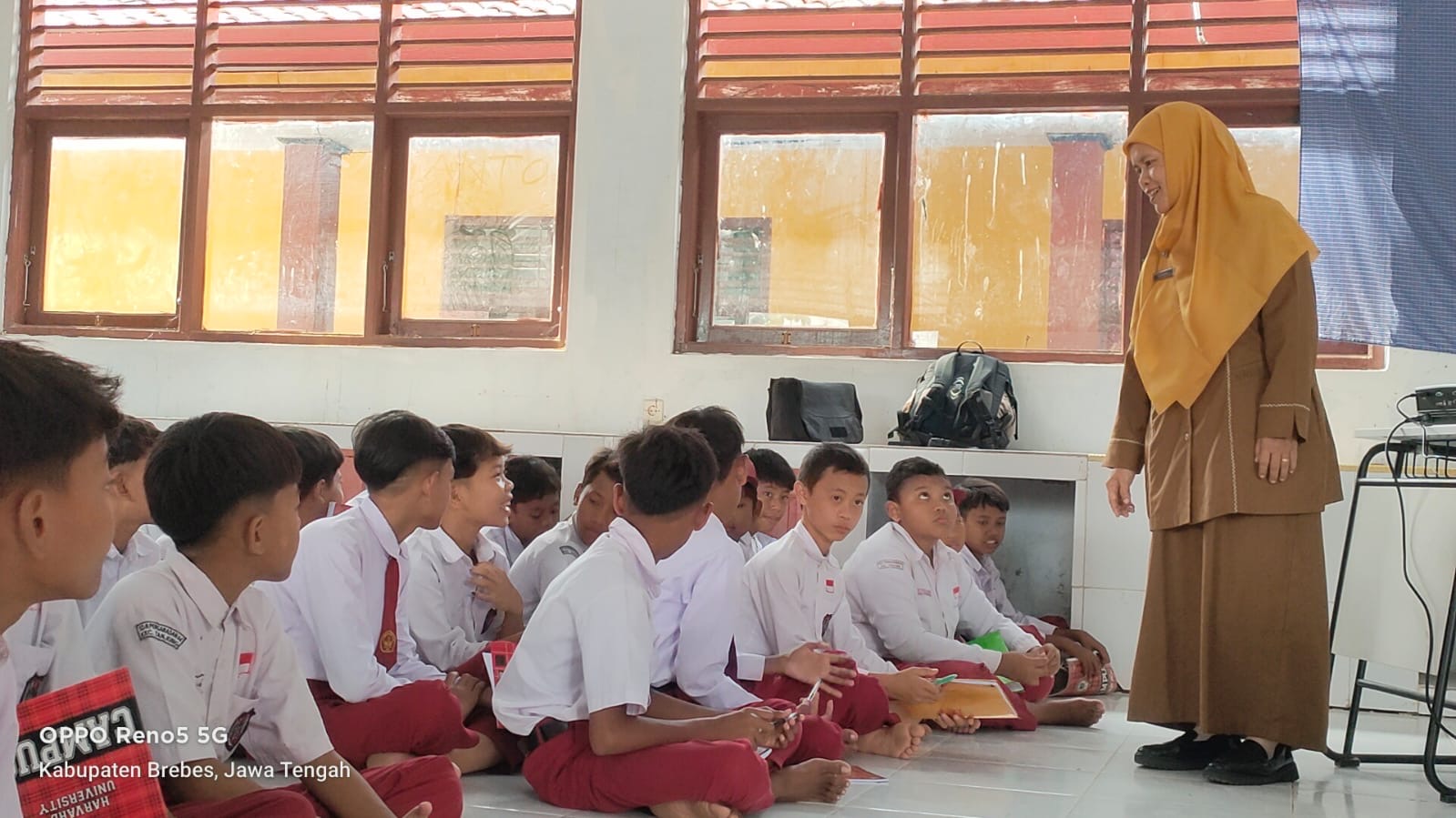Meski SMP Satu Atap di Brebes Kekurangan Siswa, Hak Peserta Didik Tetap Dipenuhi