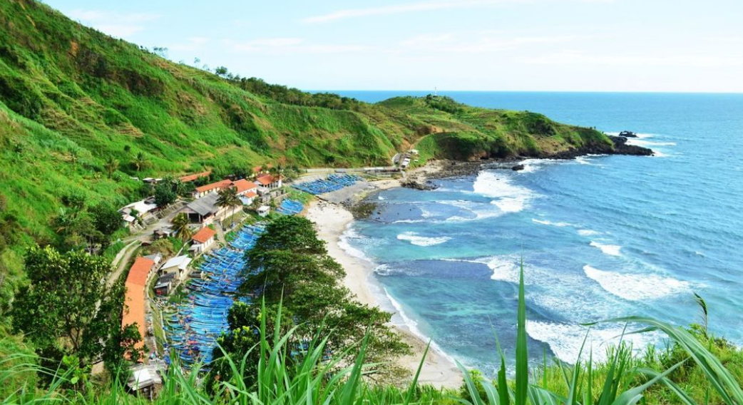 7 Tempat Wisata Pantai Terhits di Kebumen yang Lagi Ramai Dikunjungi