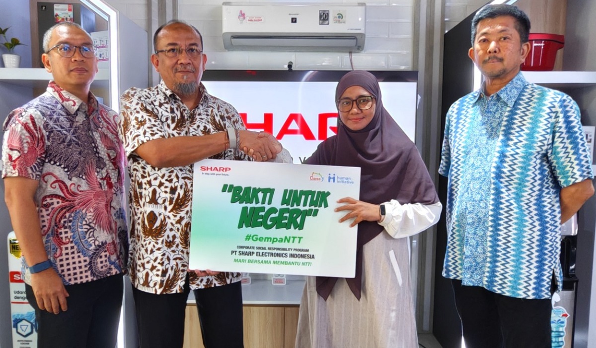 Duka Gempa NTT: Sharp Hadirkan Kepedulian Bagi 600 Warga 