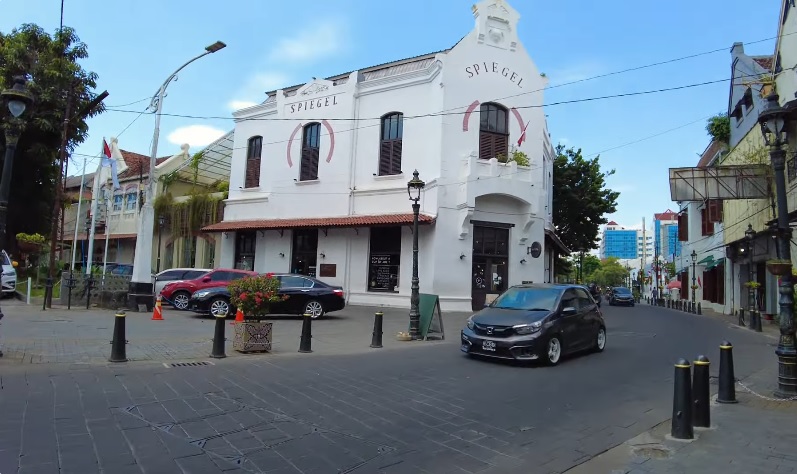 4 Coffee Shop dan Resto Estetik di Kota Lama Semarang