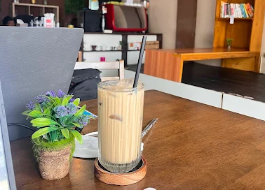 6 Kafe Tersembunyi di Solo yang Buka hingga Subuh, Tempat Nongkrong Rahasia Anak Malam