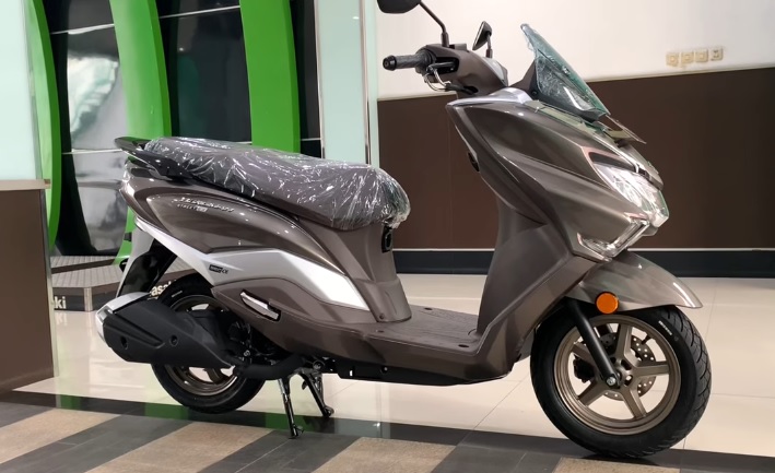 Penyegaran Desain Suzuki Burgman Street 125 EX 2025