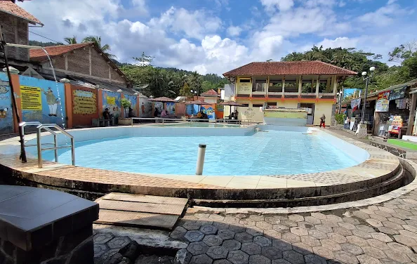 Kolam Air Panas Terindah di Brebes, Tempat Sempurna untuk Relaksasi dan Healing Alami