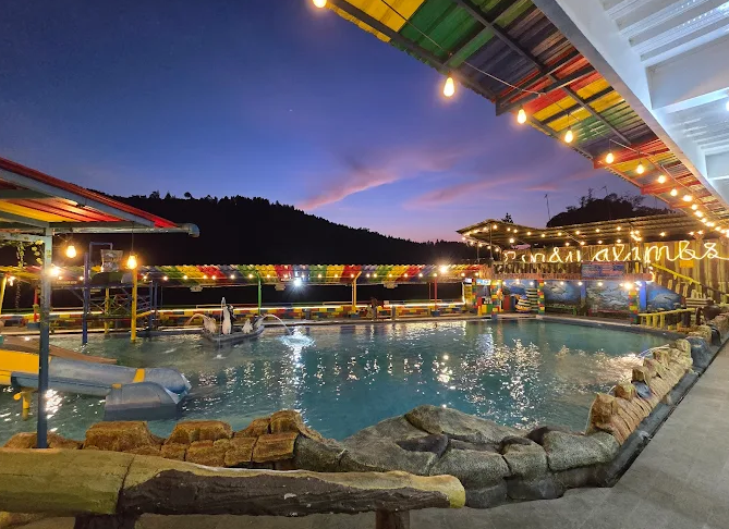 Ramah di Kantong, Ini 4 Kolam Air Panas di Lereng Gunung Slamet dengan Tiket Murah