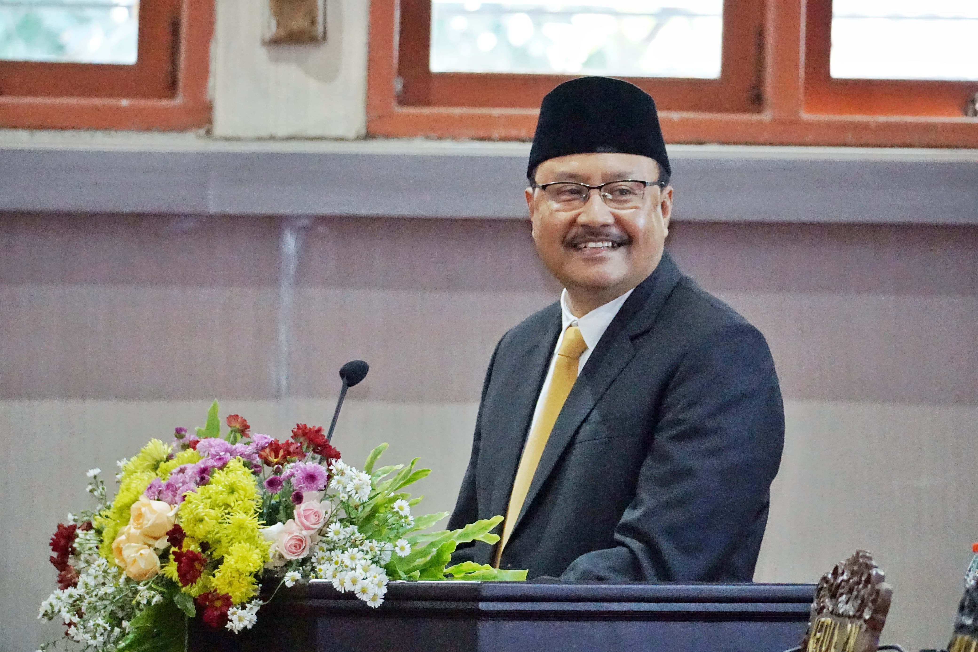 Syarat Vasektomi untuk Mendapatkan Bansos Jadi Sorotan, Mensos: Tentu Perlu Mempelajari  