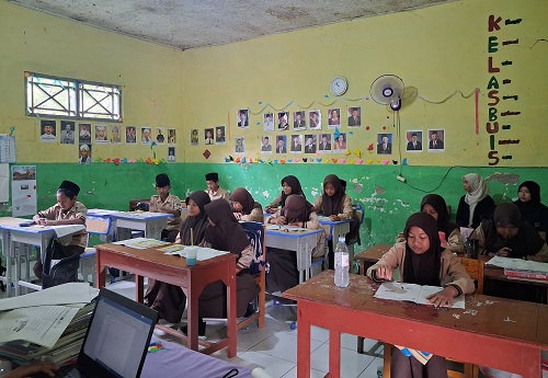 Bintang Qurdisku,  Rahasia Guru MI Tumbuhkan Disiplin Siswa