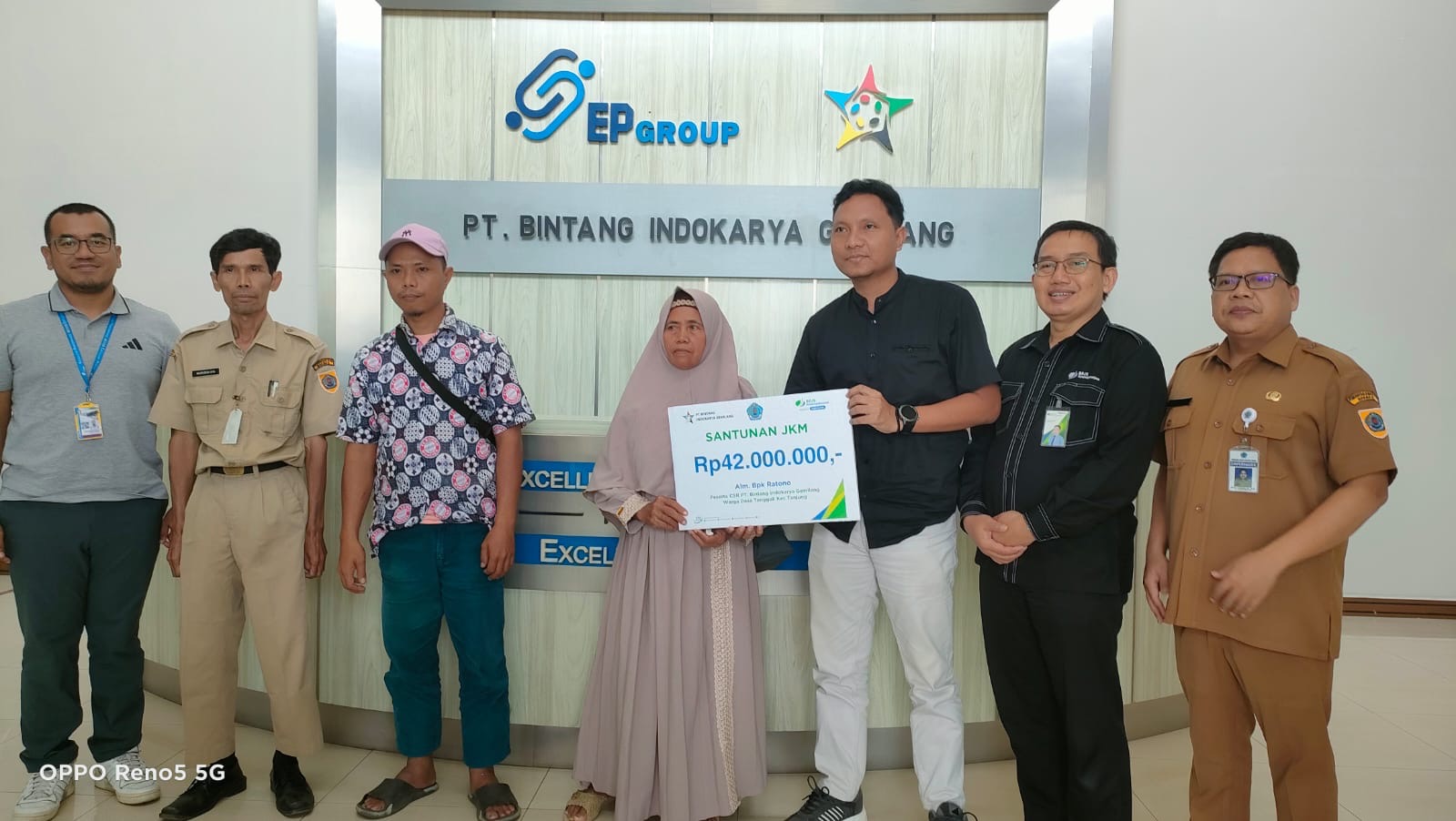 Ahli Waris Marbot Masjid di Brebes Terima Santunan Jaminan Kematian