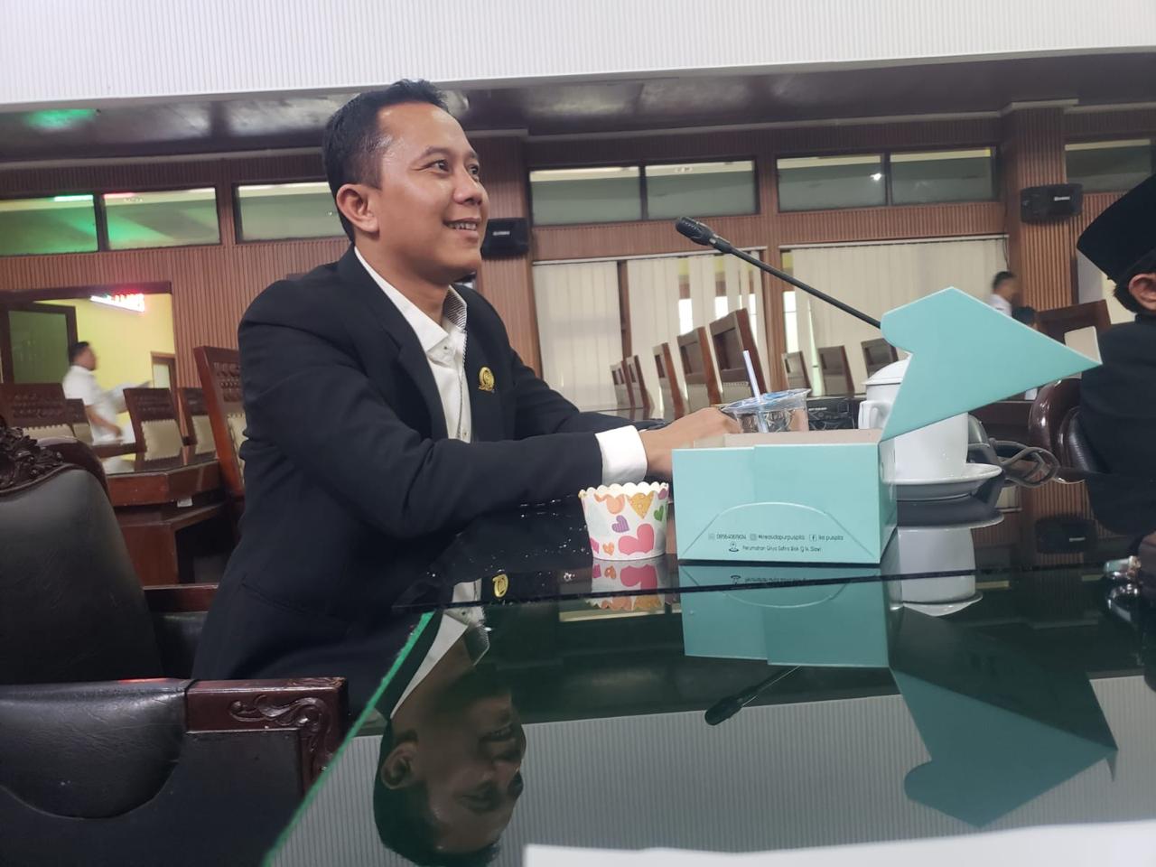 Pendaftaran KIS di Kabupaten Tegal Dikeluhkan Warga, DPRD Buka Suara 