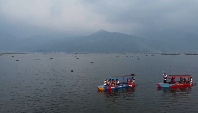 3 Wisata Naik Perahu di Danau Jawa Tengah, View Super Mahal