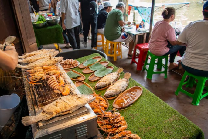 Daftar Tempat Kulineran Dekat Pusat Kota Semarang Terkenal