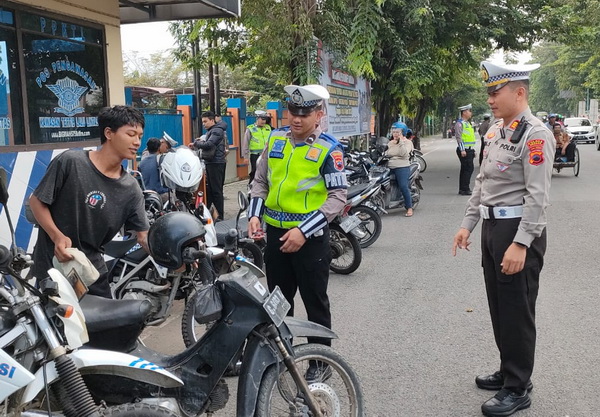 Banyak Pelanggaran Lalu Lintas, Satlantas Polres Brebes Gencarkan Tilang Manual