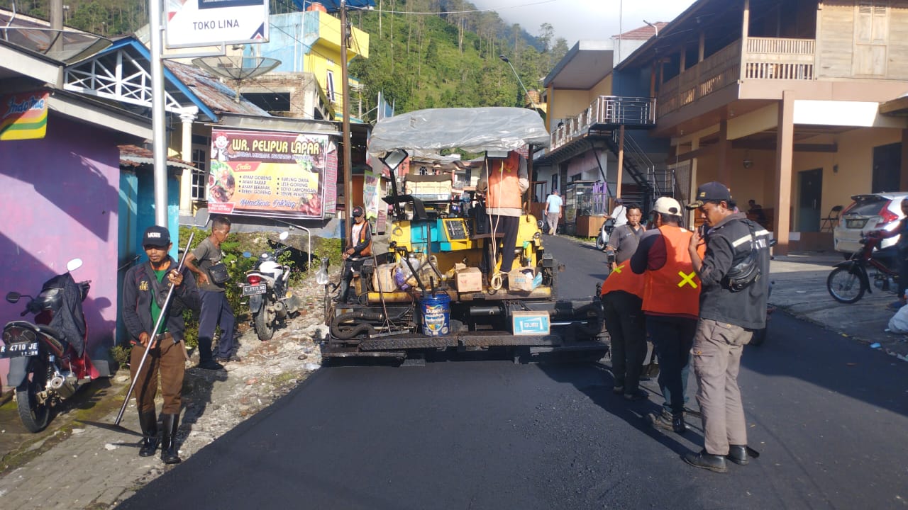 Deviasi Plus 26 Persen, Realisasi Proyek Jalan Tuwel-Guci Kabupaten Tegal Lampaui Target  