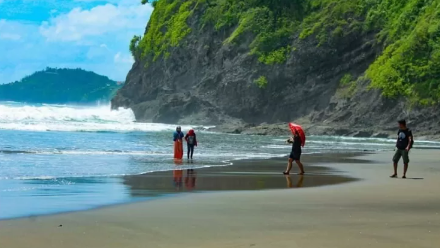 Daftar Wisata paling Rekomen di Kebumen untuk Traveler Pemula