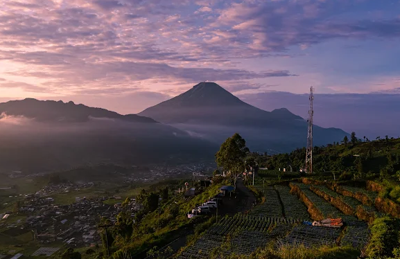 6 Gardu Pandang Terindah di Jawa Tengah, Spot Sunrise dan Sunset Terbaik dari Dieng hingga Brebes