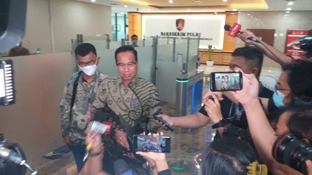 Erick Thohir Dituduh Punya Istri Banyak, Faizal Assegaf Dilaporkan ke Mabes Polri 