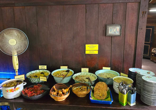 8 Spot Kuliner di Jogja yang Ramai saat Weekend, dari Gudeg Pawon hingga Kopi Klotok 