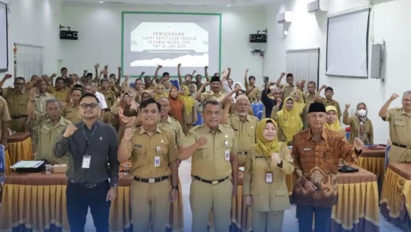 54 ASN di Brebes Resmi Terima SK Pensiun, Ini Kata Plt. Asisten Sekda