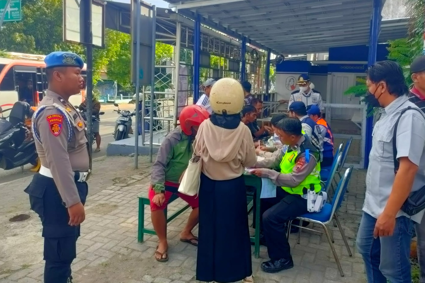 Antisipasi Pelanggaran Anggota Polisi, Si Propam Kawal Operasi Patuh Candi 2025 di Tegal