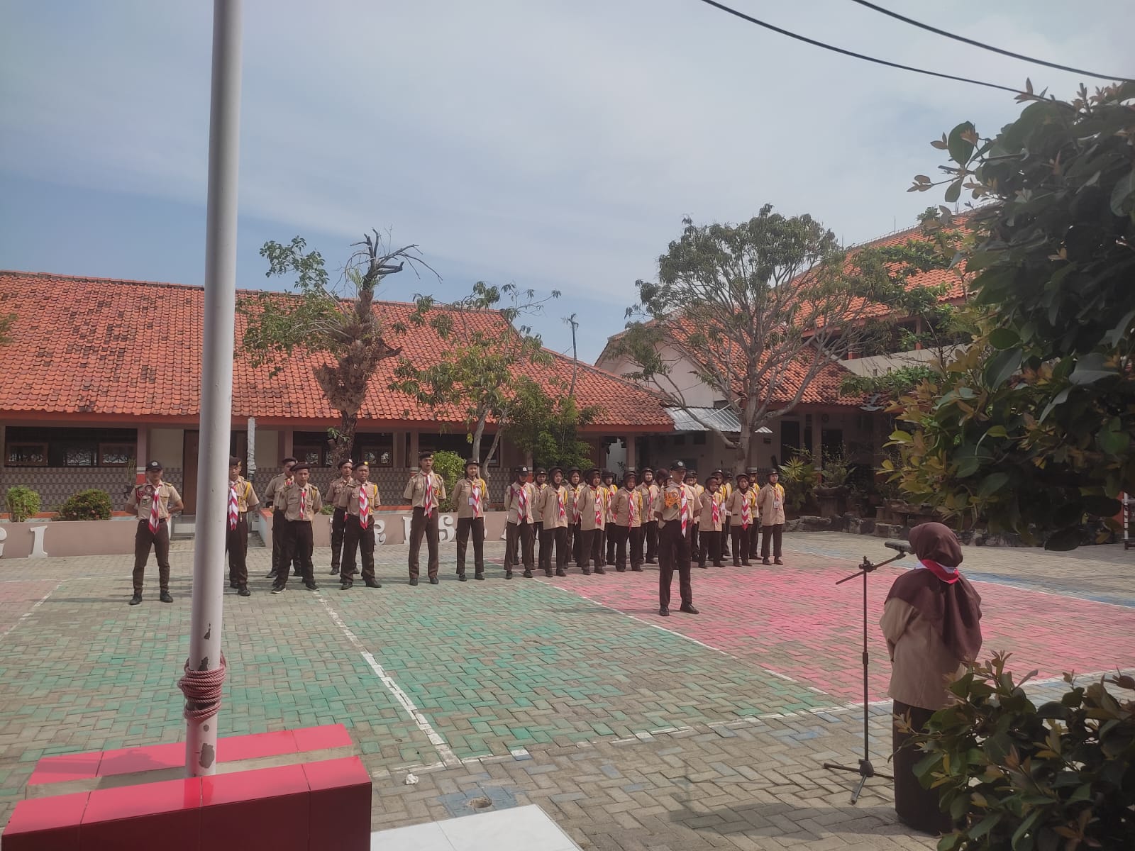  SMA Negeri 5 Tegal Lantik Penegak Laksana Ambalan Setya Muda Carakan dan Kusuma Mahardika 