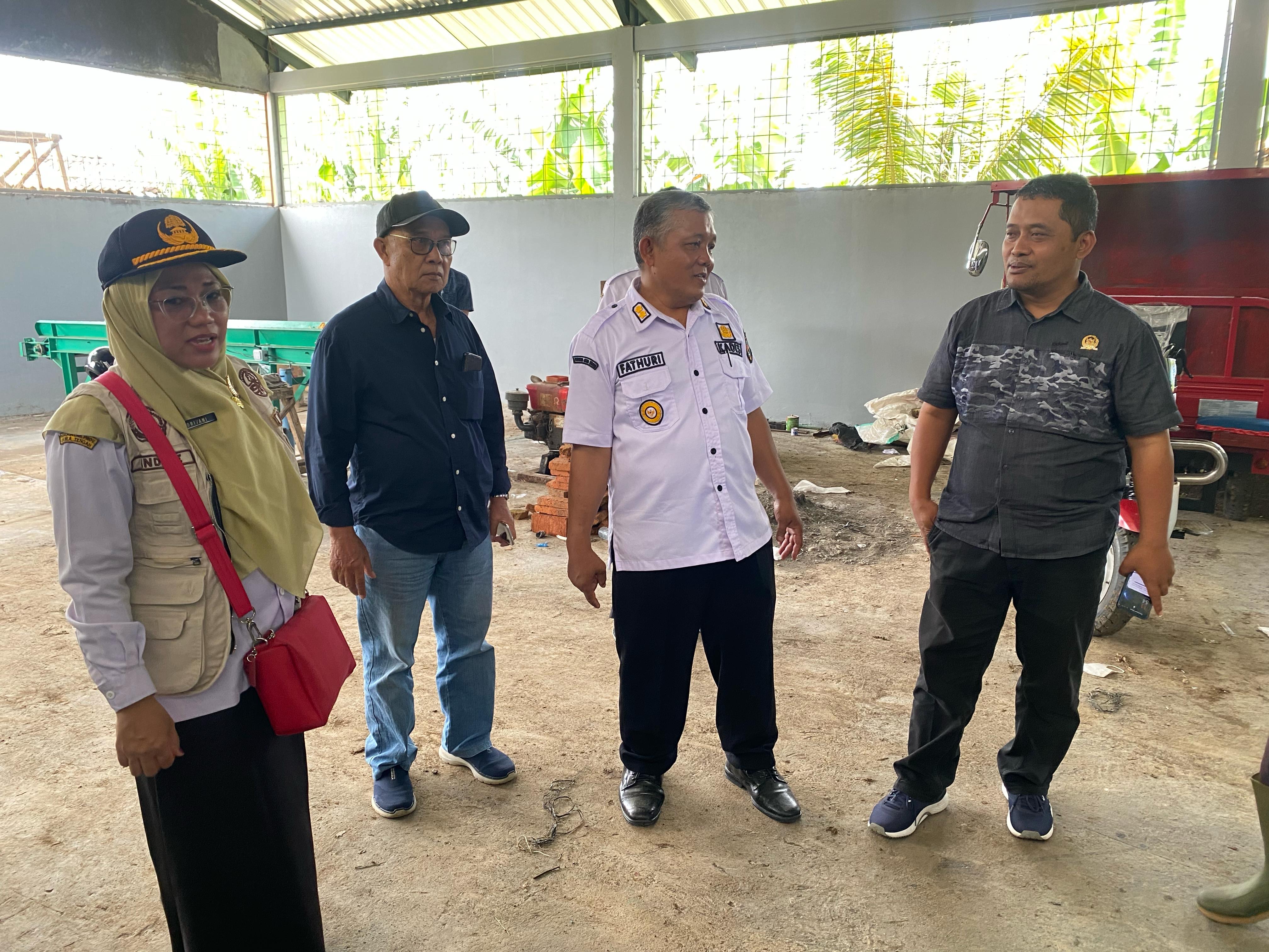 Komisi III DPRD Brebes Sidak TPS3R di Tonjong, Ini Sejumlah Kendala yang Ditemukan