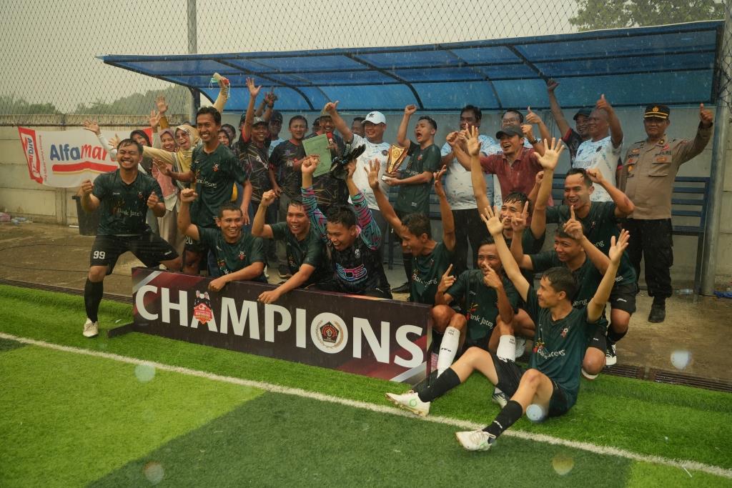 Tim Dinas Kesehatan Kabupaten Tegal Juarai Turnamen Mini Soccer 2025