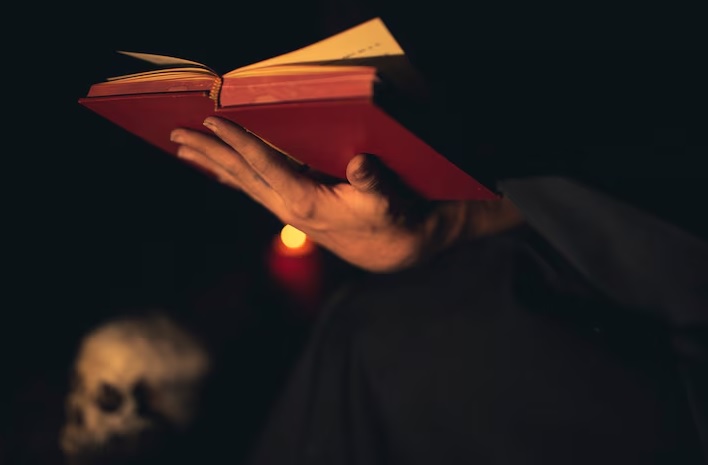 4 Pengaruh Mitos terhadap Perilaku Manusia, Bukan hanya Sekedar Mistis