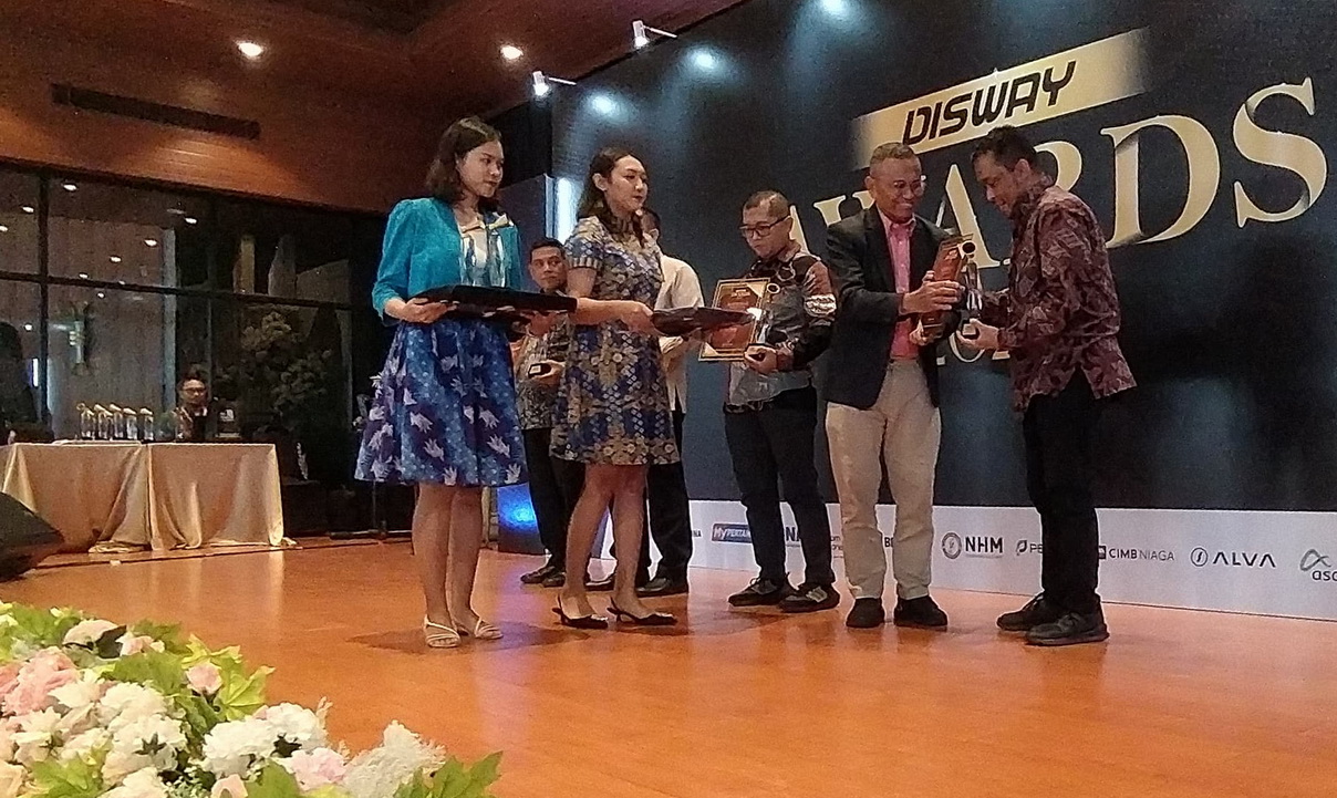 Disway Award 2024, Tokoh Inspiratif Ini Diganjar Penghargaan Dahlan Iskhan