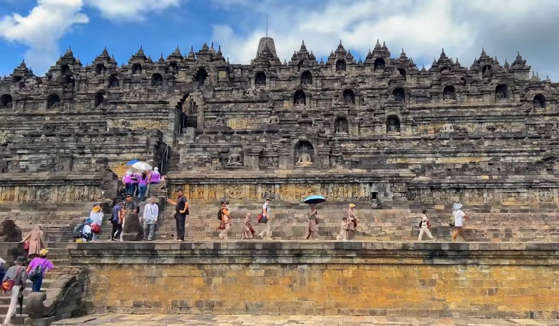 7 Situs Purbakala Ikonik di Jawa Tengah Kesukaan Wisatawan